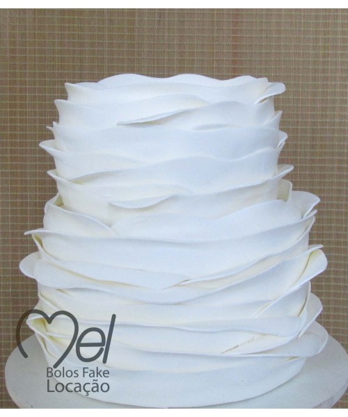 Bolo Ruffle Branco cod02